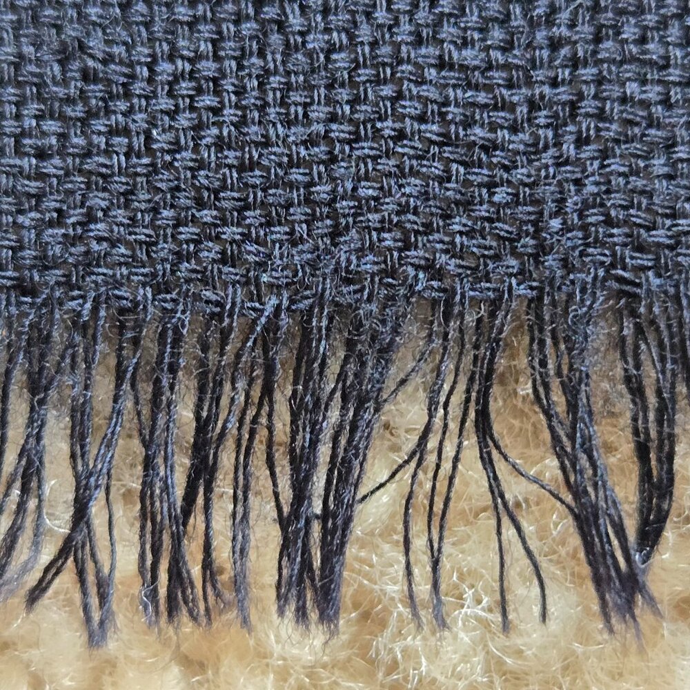 NWOT Lightweight Woven Black Wool Scarf - Picture 4 of 8